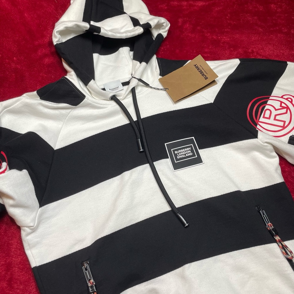 Burberry hoodie